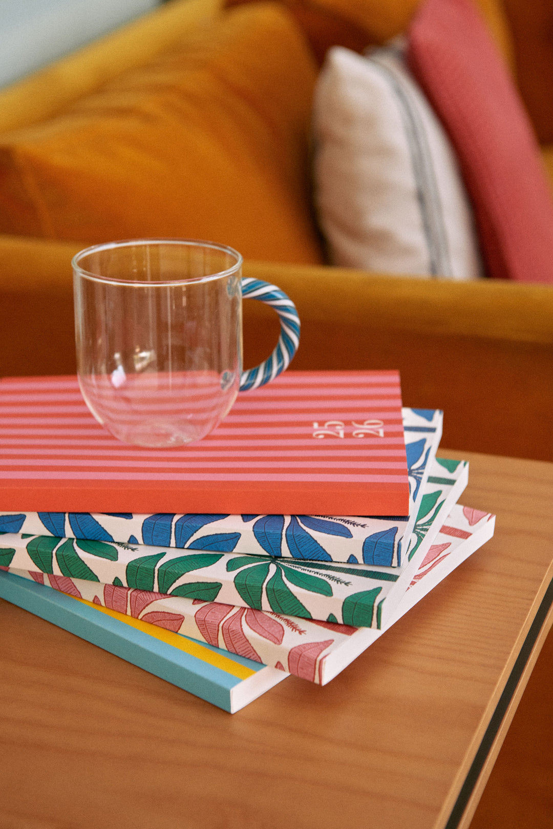 Agenda 25-26 semana vista- modelo stripes Lemon