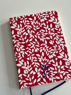 Agenda 26-27 semana vista - Modelo Bloom Red